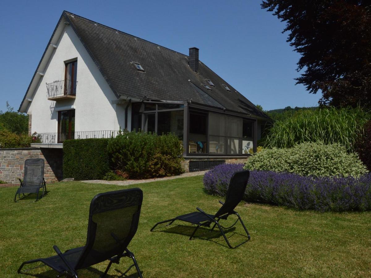 Elegant Villa In Stavelot With Fitness Playroom 外观 照片